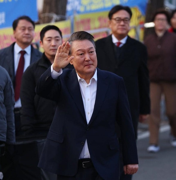    籸,  θ  ִ١