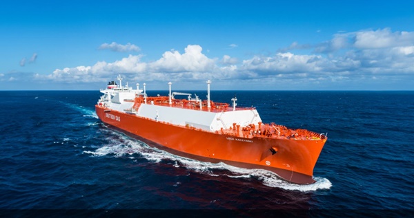 HD�ѱ������ؾ�, LNG�� 4ô 1.5���� �Ը� ���� ù ����