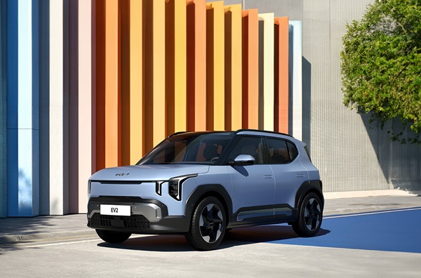 ´õ ±â¾Æ EV2' ºê·ò¼¿ ¸ðÅÍ¼î¼ ÃÖÃÊ °ø°³