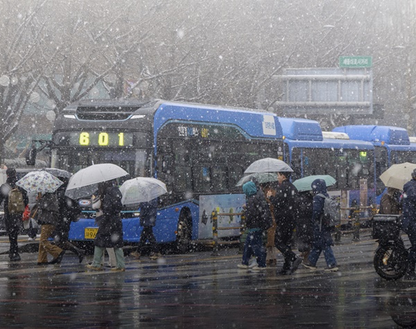 �����, �ùκ��� �ؼ����� ���� ������ ��� ������� �ѵ���