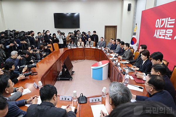 ��������, �ѵ��� �� ��ǥ �������� �ǰ�