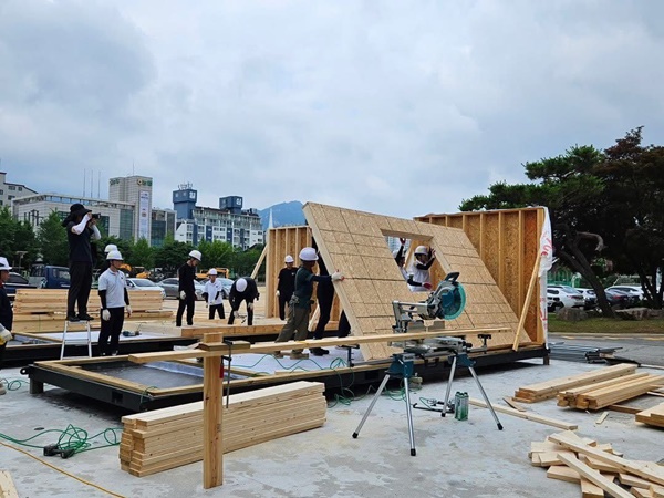 �б��� �����̴�