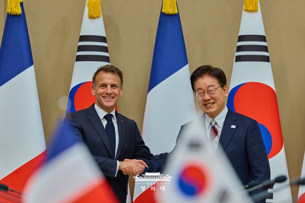 �ѡ������� ����ȸ��