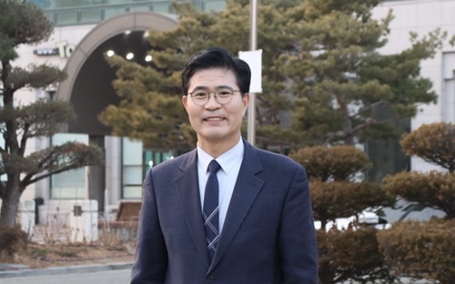 ���Ҿ���ִ� ����Ư����ġ������ �ĺ� �̿��� �ǿ�