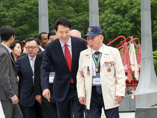 ������,�������� ������ �츮 ������ �ڱ�ɰ� ���� �ù��ǽ��� �ϵ��� ������ ������ �� �͡�