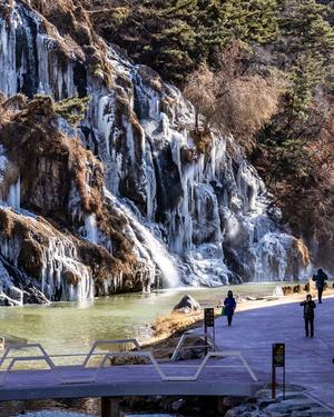 �ǲ� ������ ȫ������